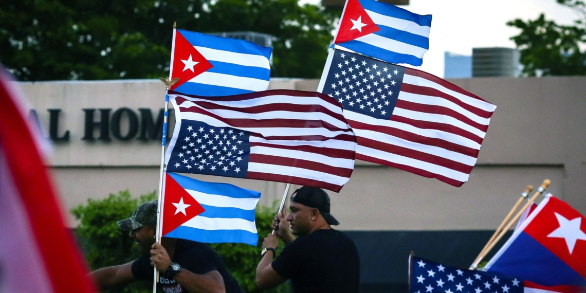 在美國邁阿密舉行的一場集會，以表達對古巴示威的支持。